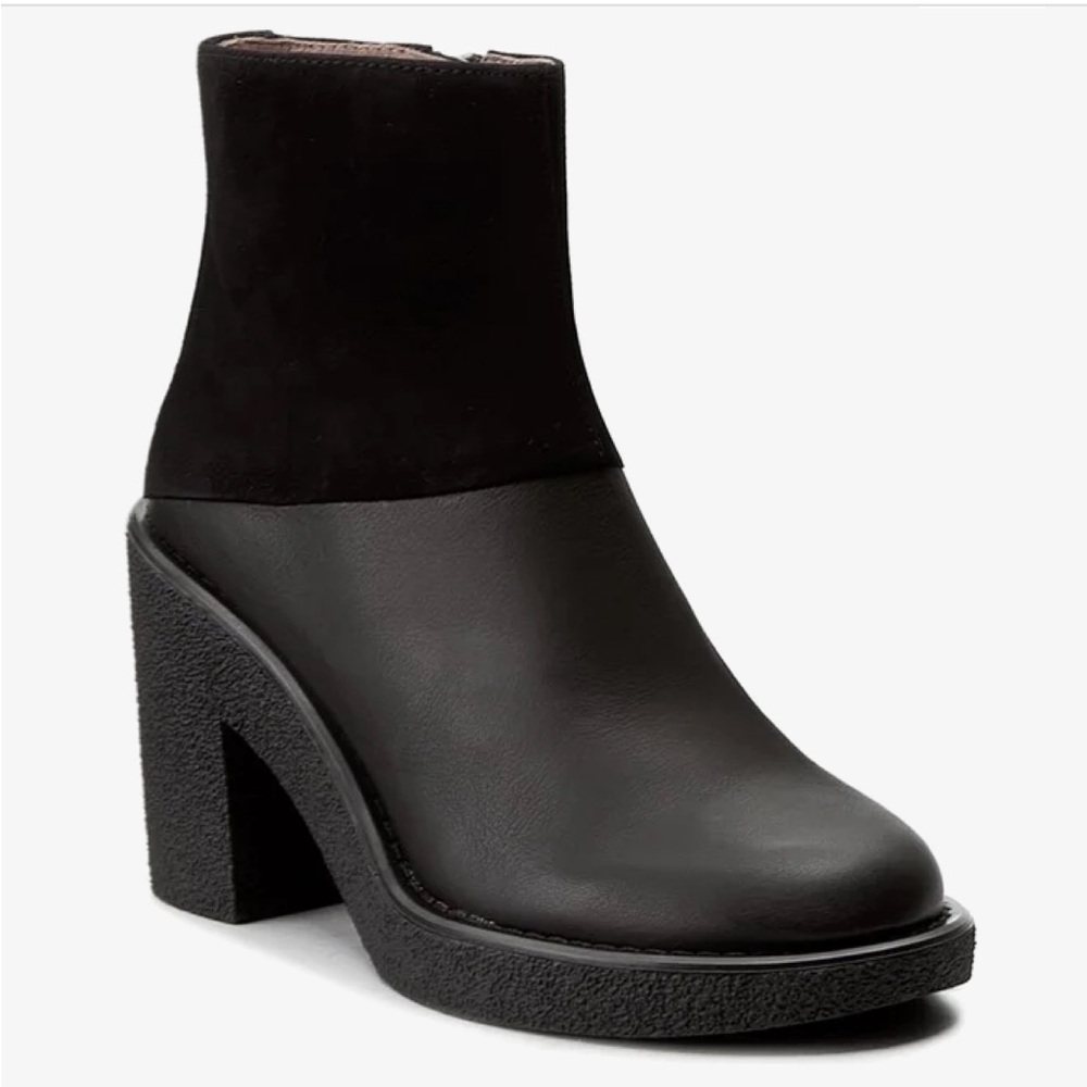 JILL SANDER NAVY black leather and suede zip-up ankle boots chunky sole euro 37